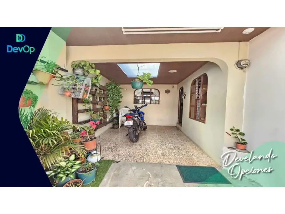 Venta de casa 2 plantas, 6 habitaciones en Zapote cerca de Shoppers