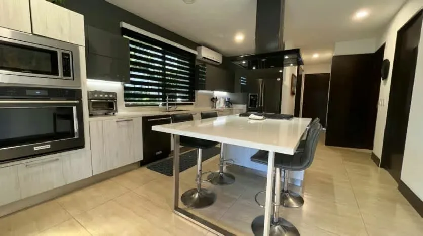Venta de Casa en Condominio de lujo en San Rafael.