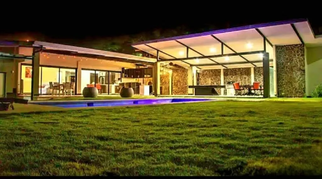 Furnished house rental *Location* Guácima de Alajuela