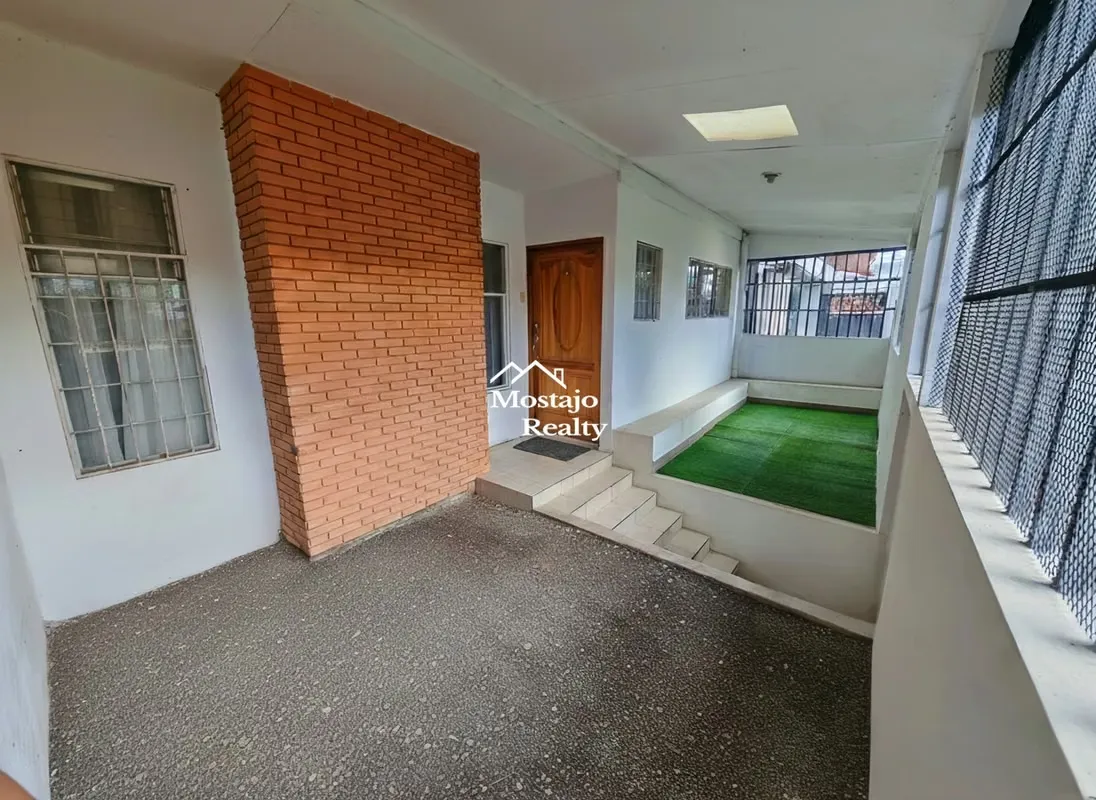 Spacious single-story house for sale, 5 bedrooms, San Francisco de Dos Ríos