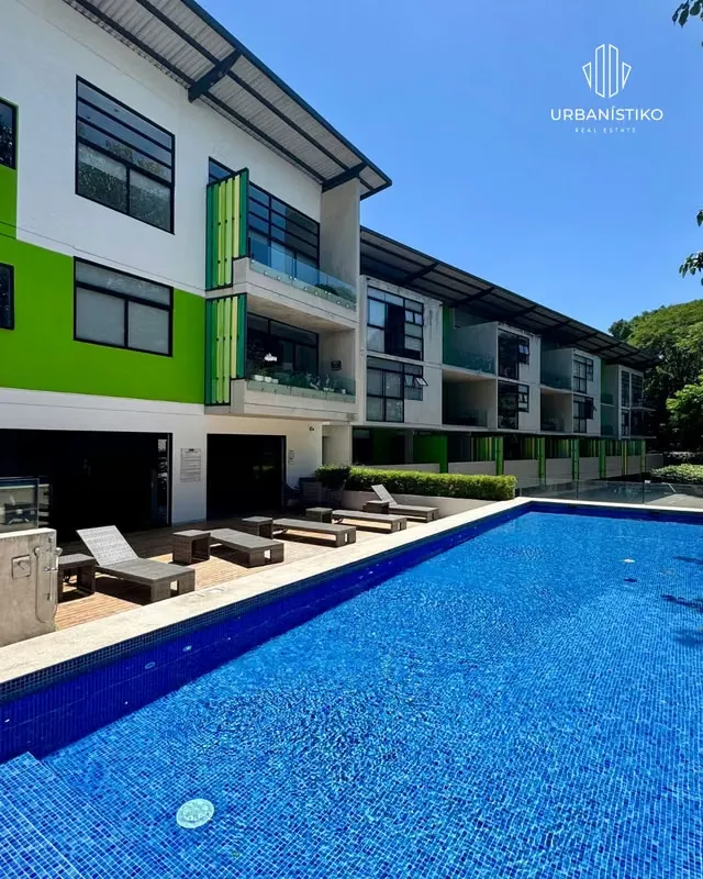 Rental in Santa Ana Village! Nice Town House with modern finishes in condo with excellent location in Pozos de Santa Ana, very close to the center.