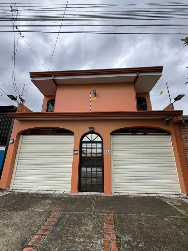 Ideal home for sale awaits you in José María Zeledón, Curridabat