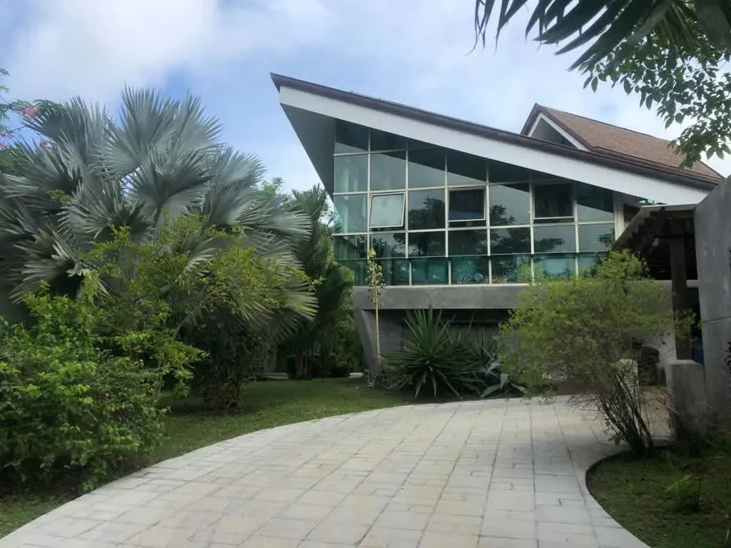 MONTEZUMA- Puntarenas- Spectacular house for sale