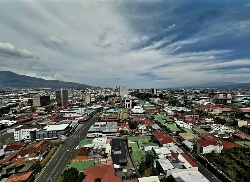 Piso entre 17 y 20, con vista al oeste, el mejor Barrio gastronómico de San José, , Barrio Escalante — photo 2
