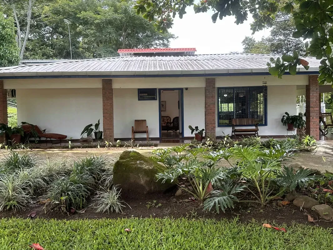 For sale Beautiful Quinta in La Garita de Alajuela