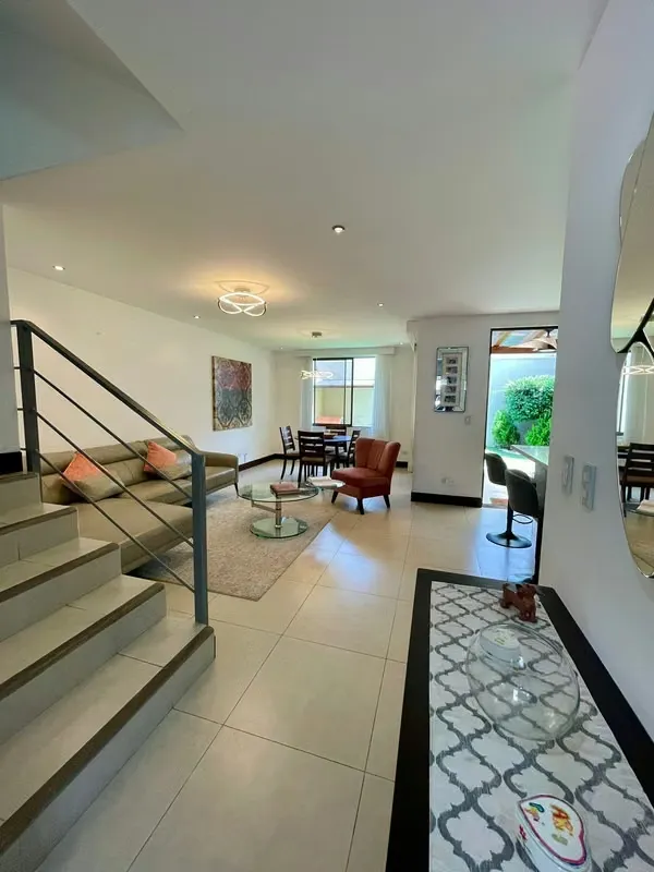 LARGE HOUSE FOR SALE IN PARQUES DEL SOL CONDOMINIUM