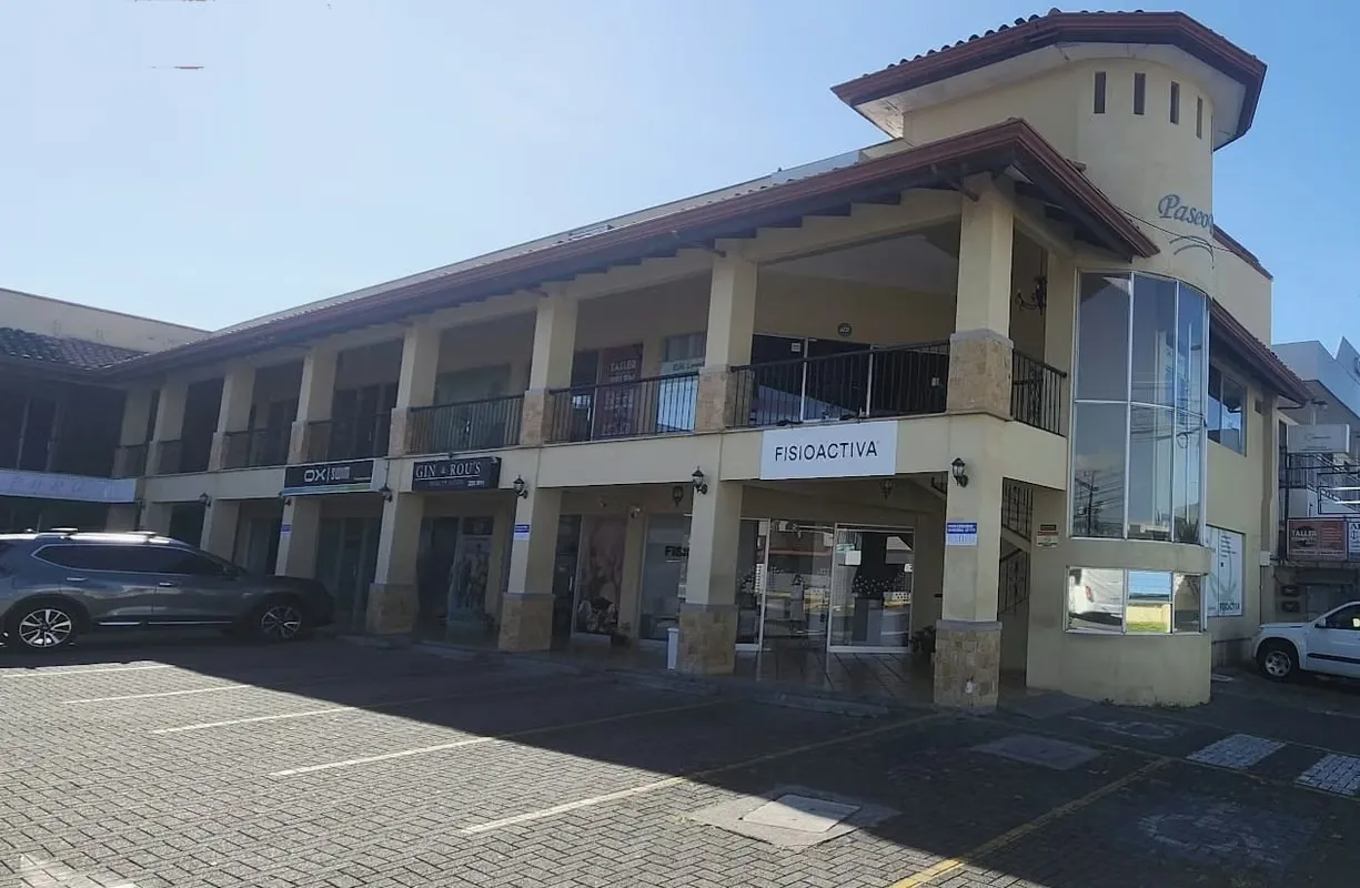 IS SOLD COMMERCIAL PREMISES WITH EXCELLENT LOCATION -SAN ANTONIO DE BELEN
