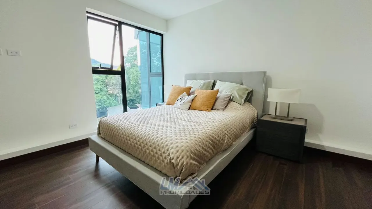 With a privileged location, in one of the areas with the highest added value in San José. Easy access to restaurants, supermarkets and hardware stores and more... — photo 4