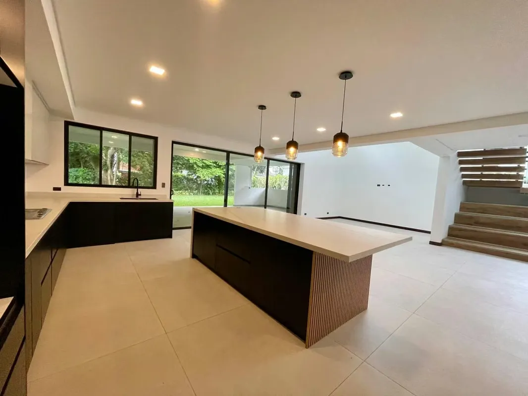 Welcome to your dream house! This stunning 2-story residence located in Ciudad Hacienda Los Reyes, La Guácima, Alajuela is ...