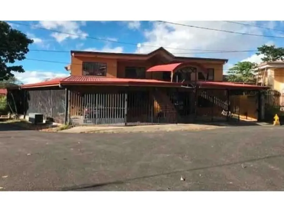 VENTA EDIFICIO DE 5 APARTAMENTOS, HEREDIA, CARIARI, LOS ARCOS