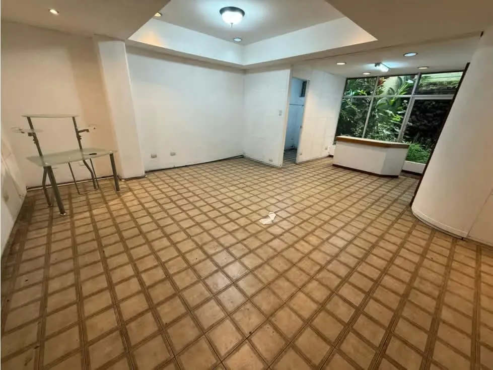 Alquiler de consultorios/oficinas en San Jose Centro Precio: ¢755,000*Mismo monto depósito*Incluye agua*Los demás servicios se pagan por aparte (cuentan con medidor de luz ... — photo 2