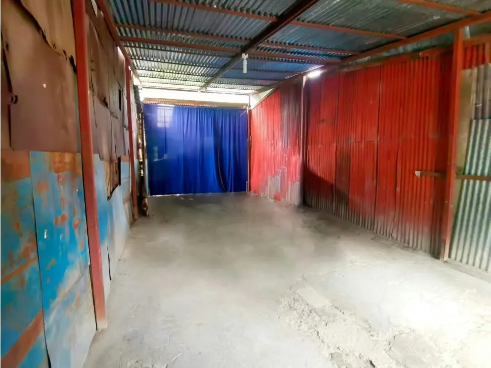 SE VENDE PROPIEDAD CON POTENCIAL COMERCIAL Y RESIDENCIAL EN BARRIO LUJÁN — photo 5