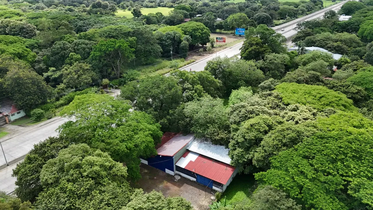 Land for Sale in Liberia, on Inter-American at 1km from the main crossing