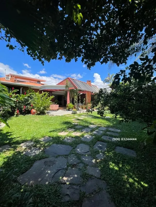 HOUSE FOR SALE IN LAURELES, ESCAZU