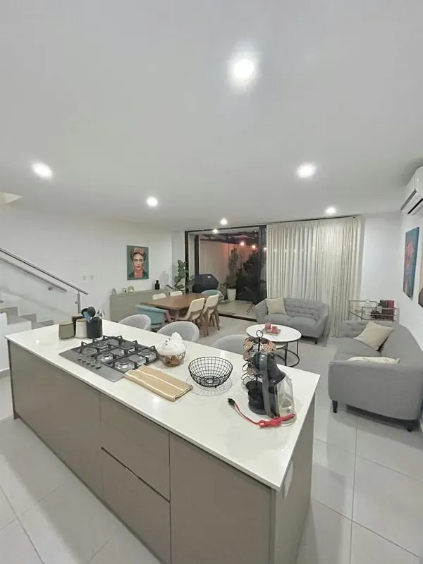 House for rent in Lindora, Santa Ana