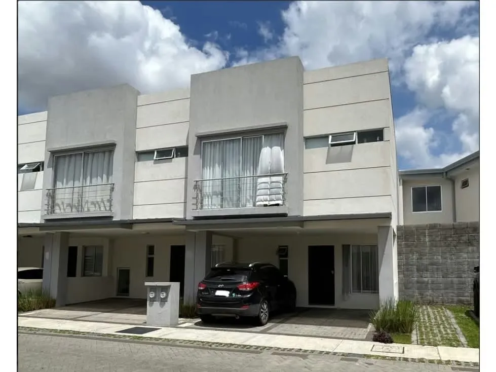 Venta de Casa en Condominio Koru, Mercedes, Heredia 37307 (IH)