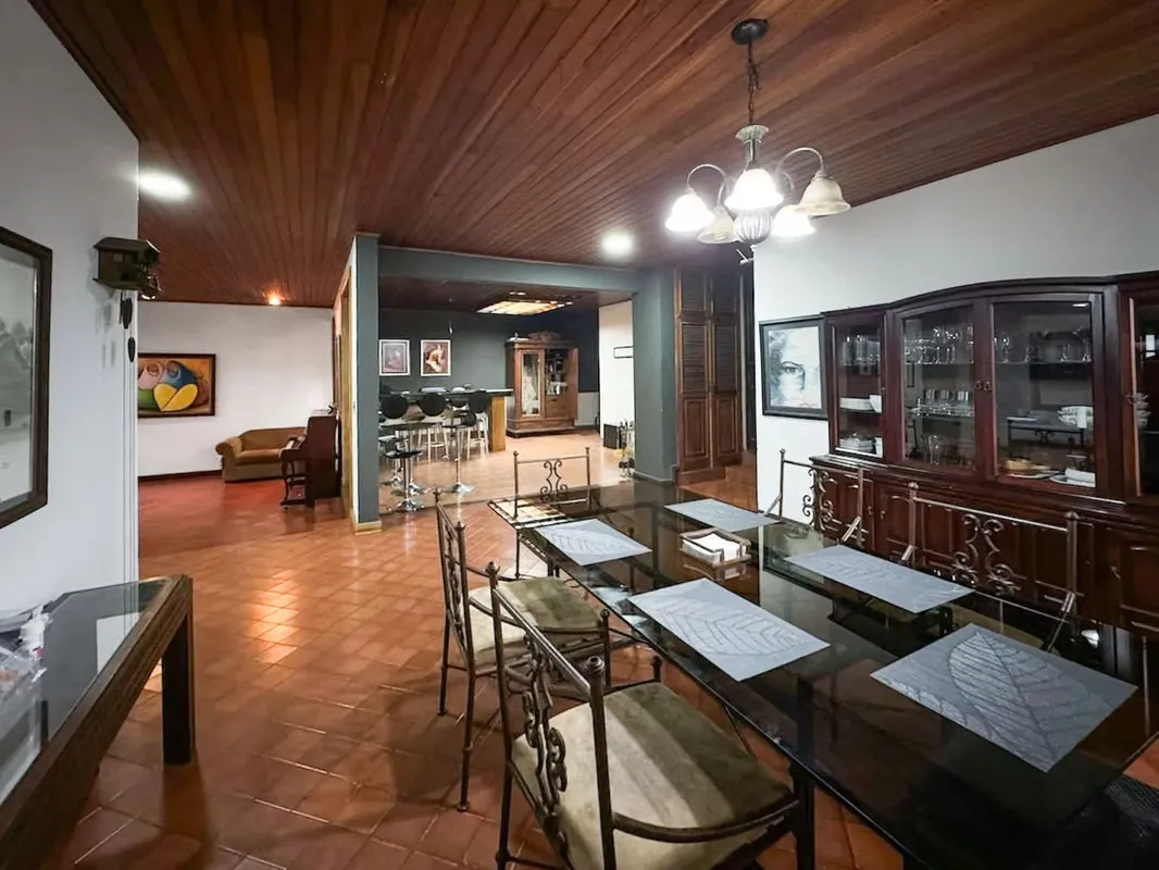 Se vende Casa de 1 nivel en Lomas de Ayarco, Curridabat (AD).