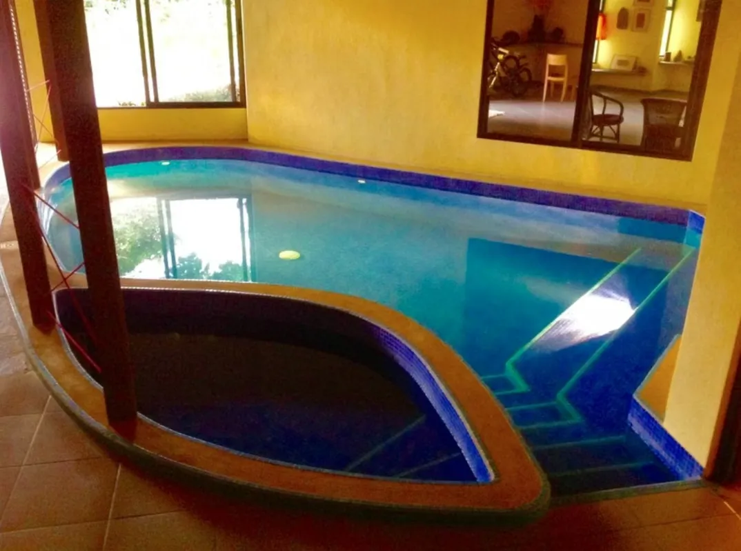 Two homes for sale in La Fortuna with indoor pool and amazing gardens, photo 4