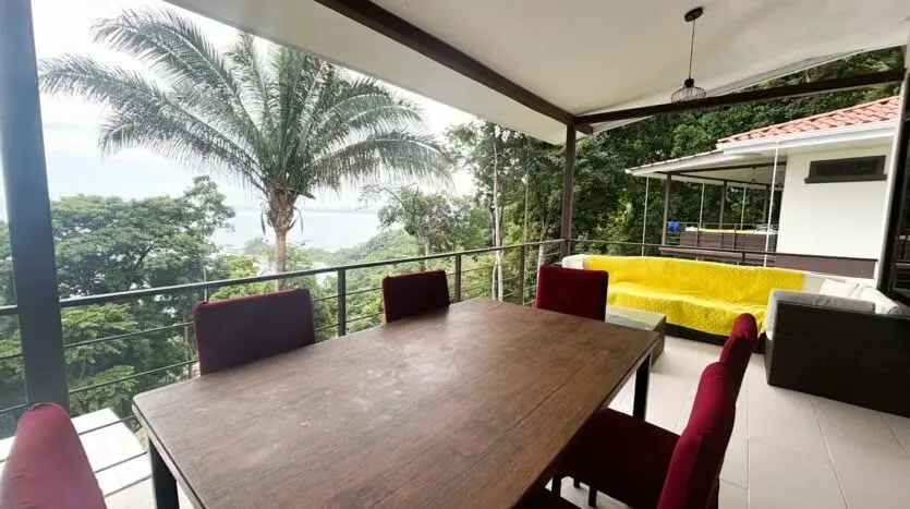 Venta de Casa en Playa Blanca Punta Leona