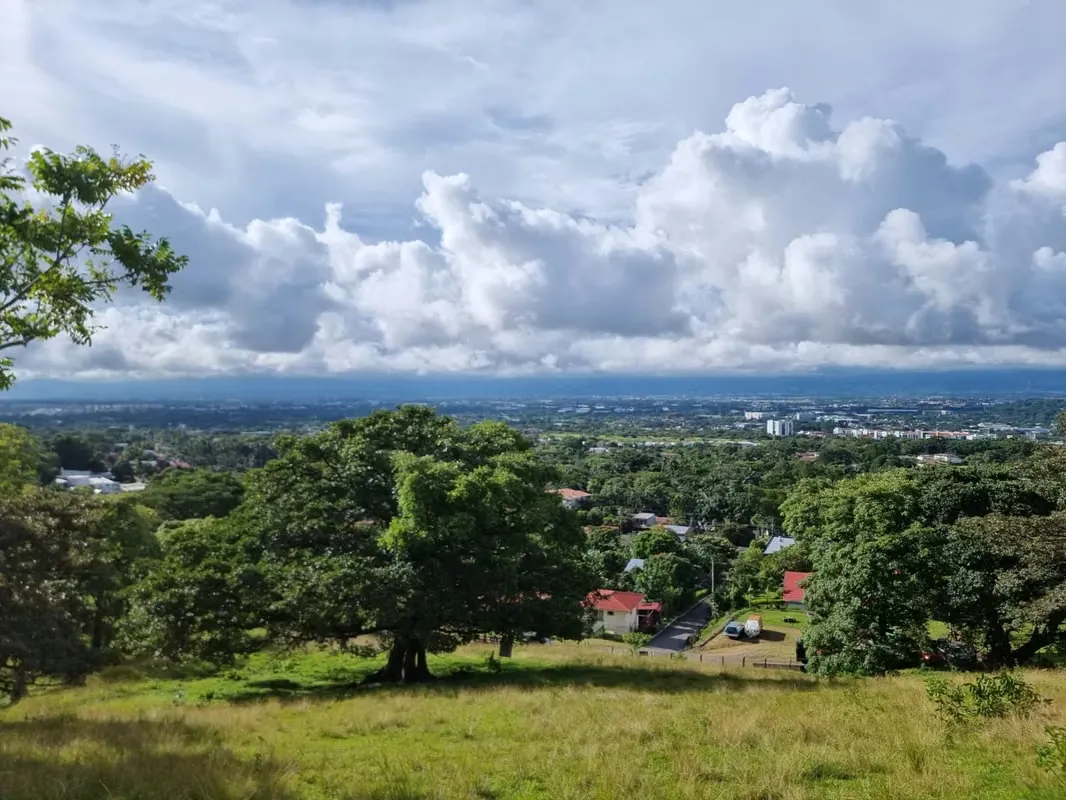 FOR SALE- LAND / 8.3 ACRES – SPECTACULAR VIEWS OF THE CENTRAL VALLEY