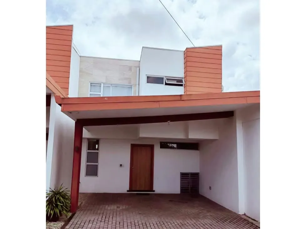 Venta de Casa Nueva en Condominio, Miraflores, Heredia 37402 (IH)