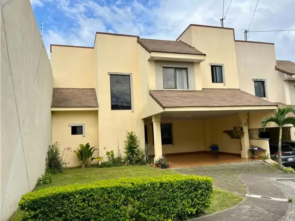 Venta de Casa, Condominio Páramo, San Pablo de Heredia 36170 (IH)