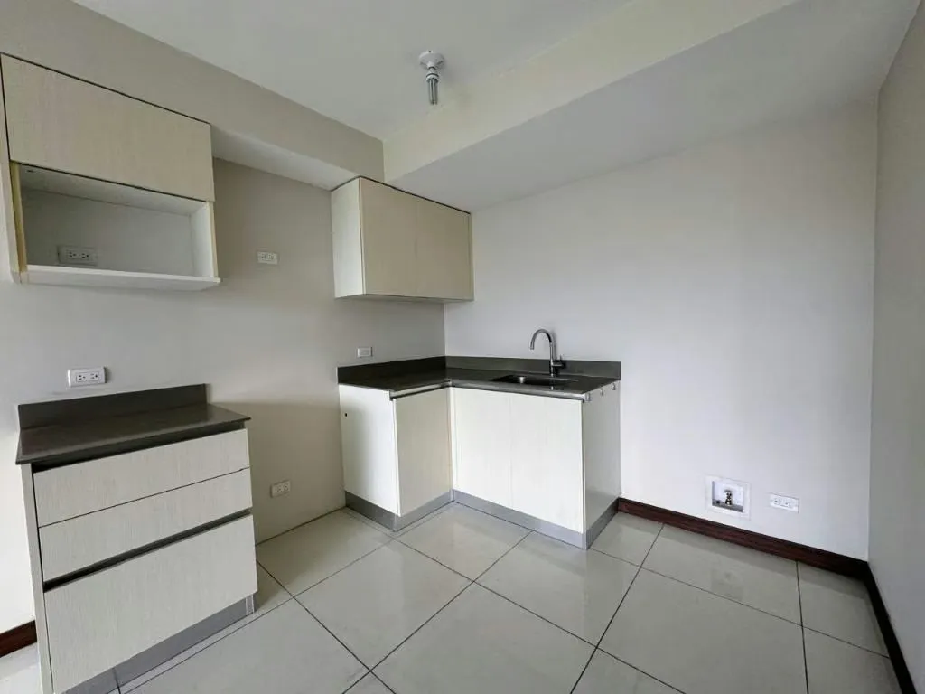 Apartment for sale in La Uruca close to everything