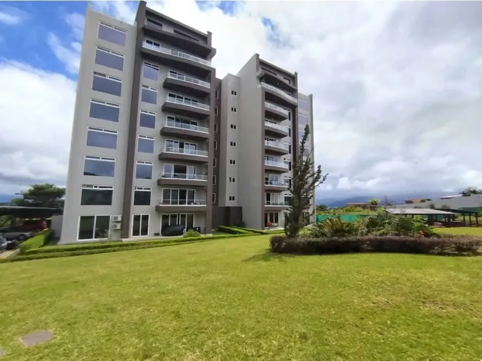 VENTA DE APARTAMENTO, CONDOMINIO TORRES DE VELARDE, HEREDIA 38463 (IH)
