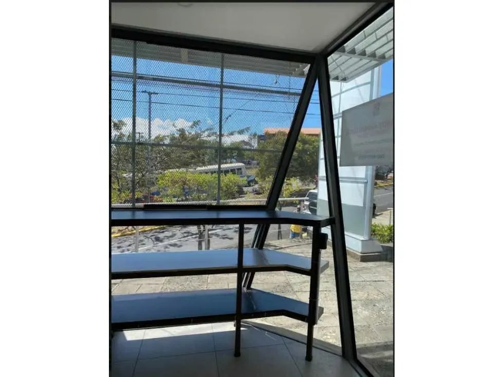 DESCRIPCIÓN DETALLADA: consultorio en primer piso de torre médica NAOS, ... — photo 3