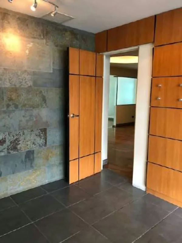 OFFICE FOR RENT IN SANTA ANA