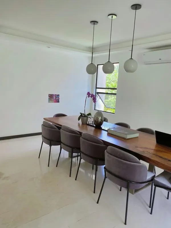 LUXURY HOUSE SALE - VALLEY OF THE SUN