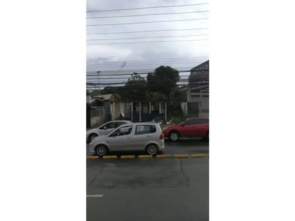 VENTA DE LOTE CON CONSTRUCCION PARA DEMOLER, SAN JOSE, LA URUCA