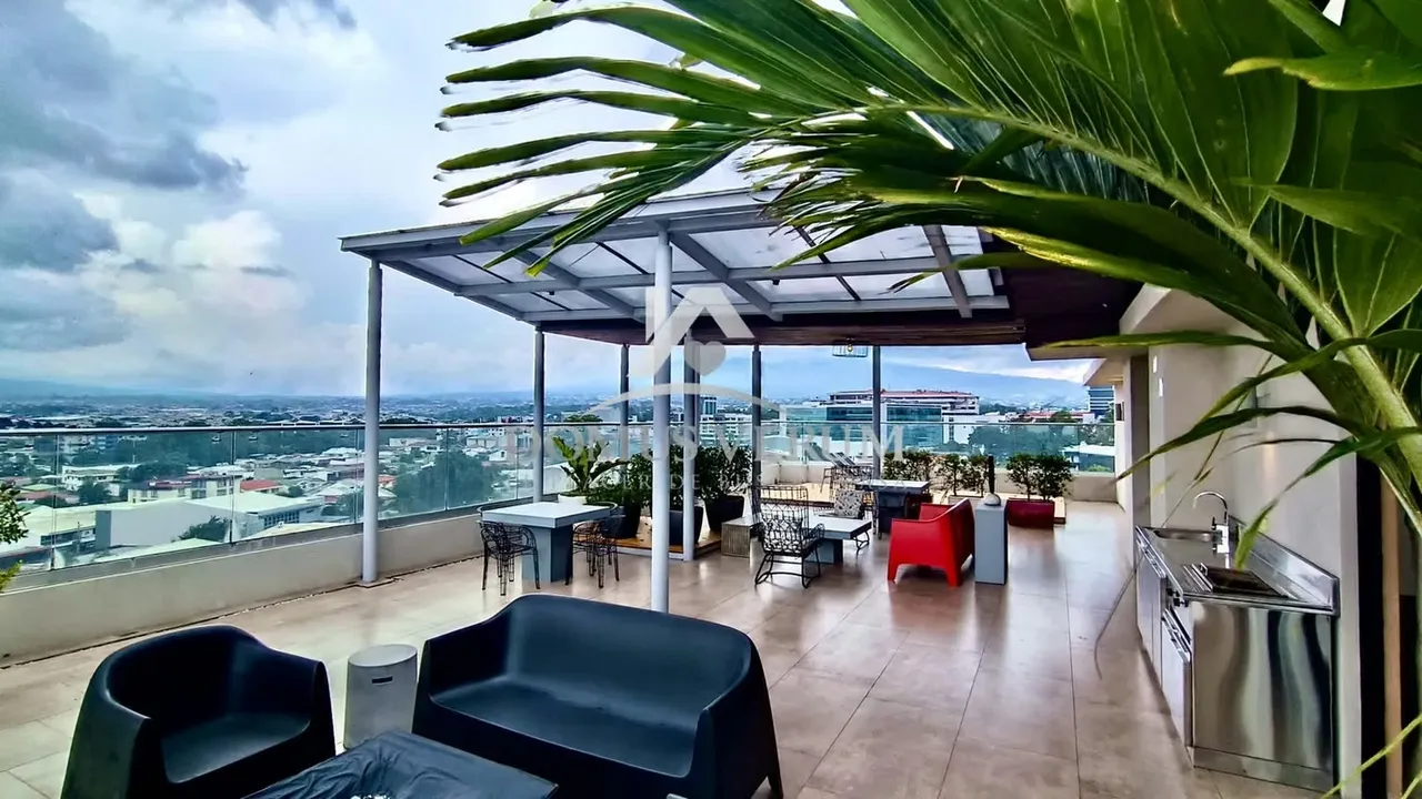 A beautiful pent house in Barrio Dent, San José, perfect for lovers of the city, comfort and social life. The apartment is located in Condominio Vertical 37 Dent Flats. Very close to ... — photo 2