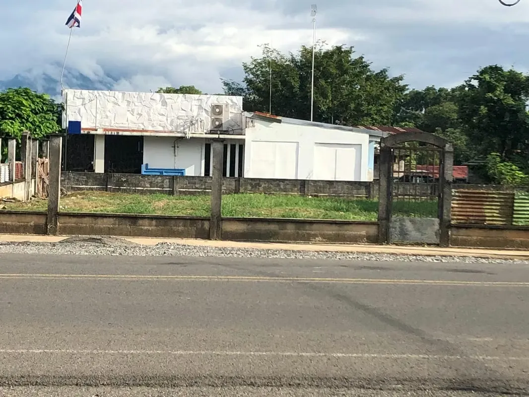VENTA DE LOTE DE USO MIXTO EN SAN MATEO, ALAJUELA#5033