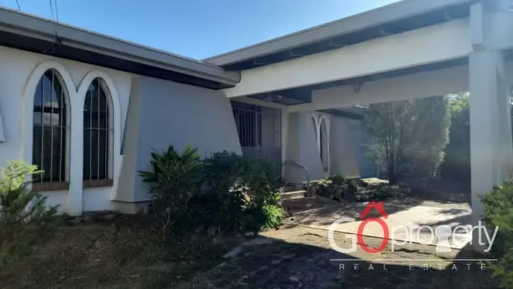 For sale in Pinares Curridabat, San José, # 5017