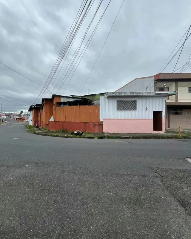 Strategic investment in Guadalupe to build your ideal project (mixed land use).