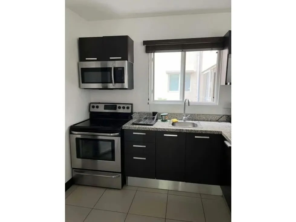Venta de apartamento con línea blanca en condominio Vistas de la Rambla cerca de la Panasonic — photo 4