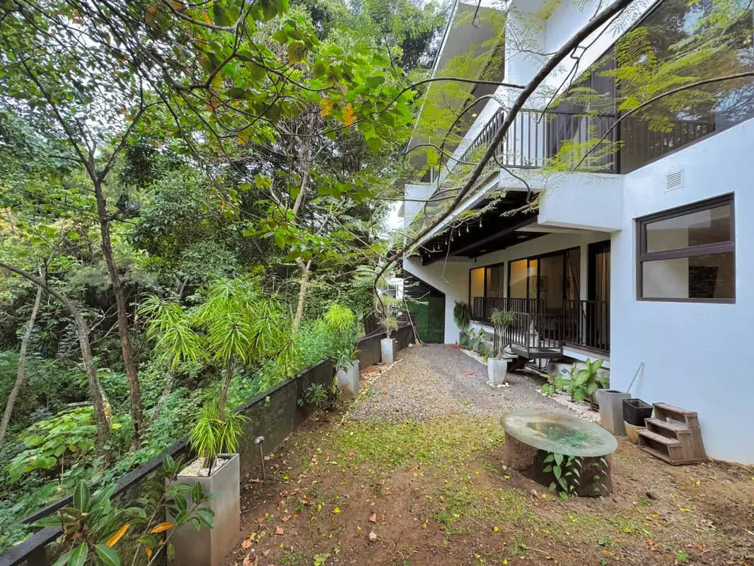 MODERN HOUSE IN CONDO THE LAURELS - YOUR IDEAL SHELTER — photo 5