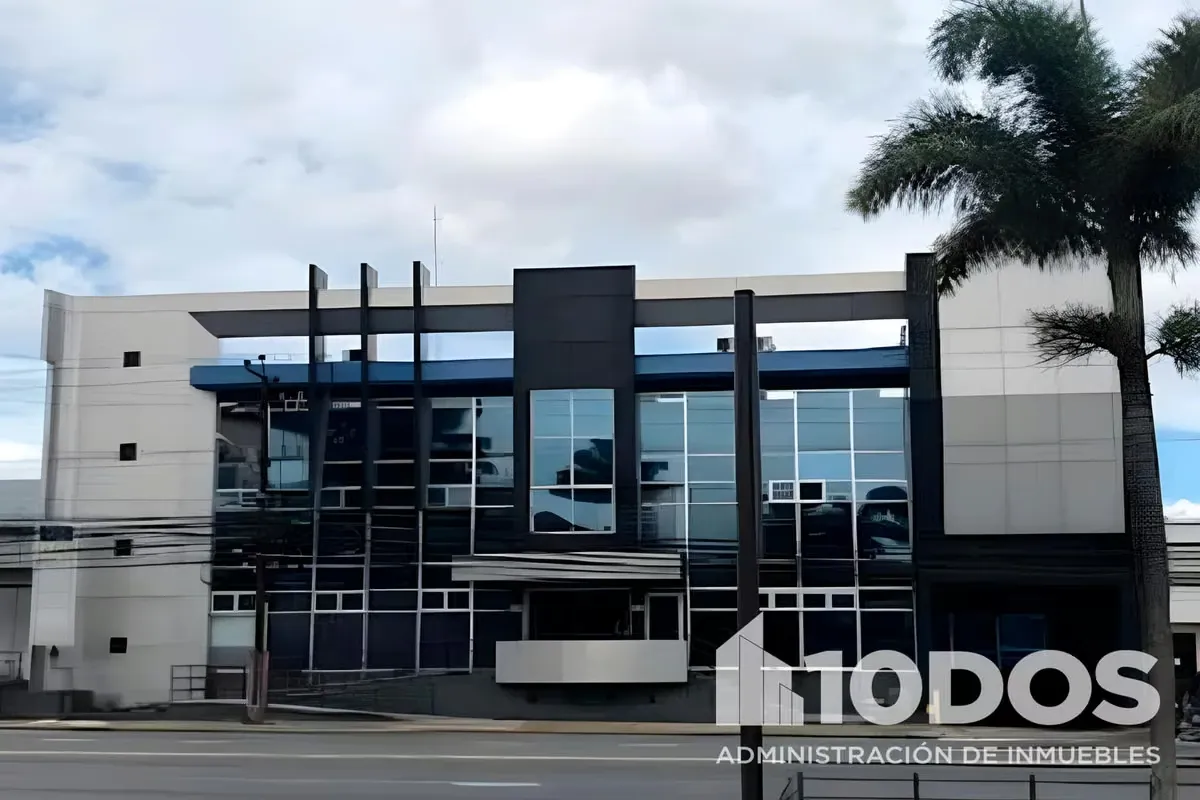We have several offices for rent in a large transit area in the east of the capital.