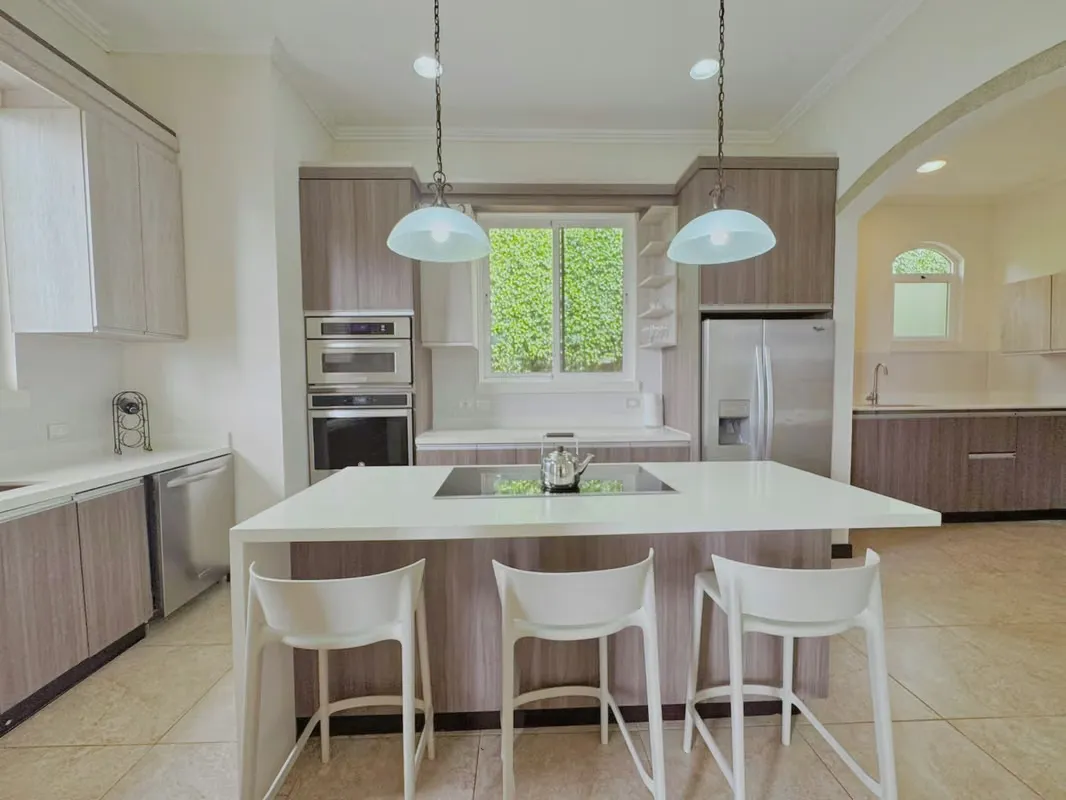 RENTAL APARTMENT 124; HOUSE SALE - VILLA