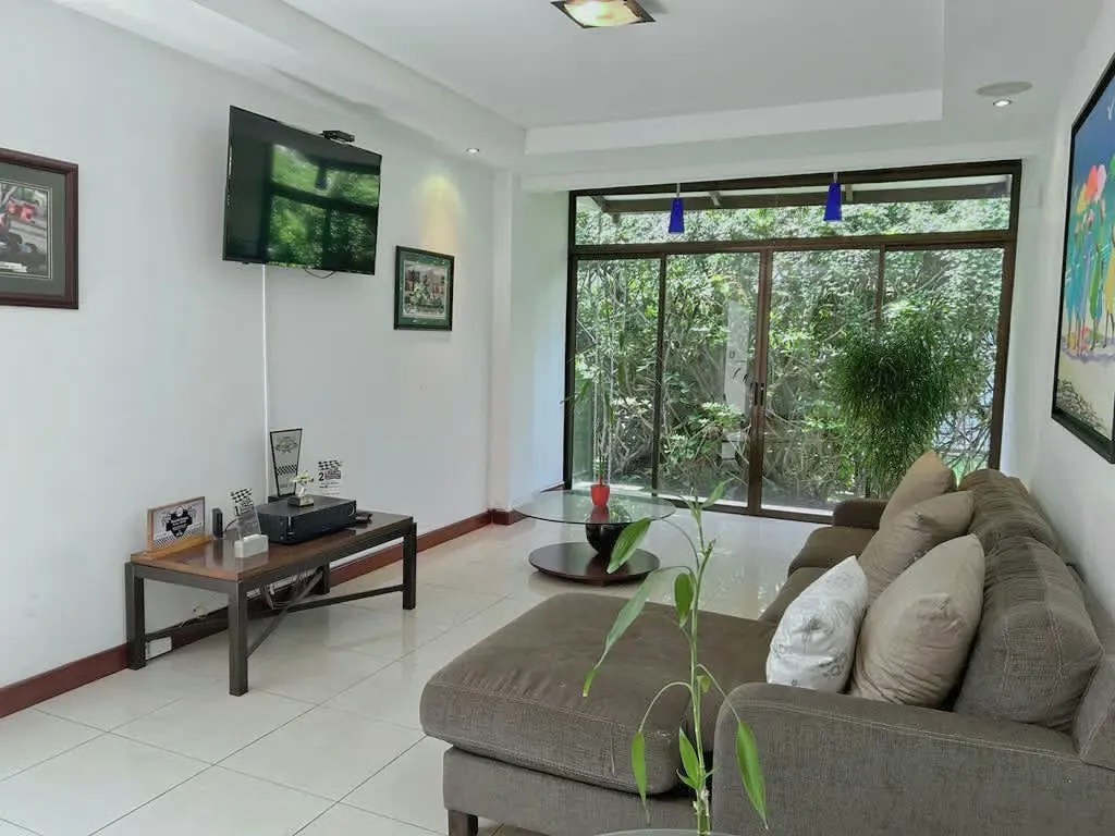 ALQUILER DE CASA EN CONDOMINIO - PIEDADES, SANTA ANA