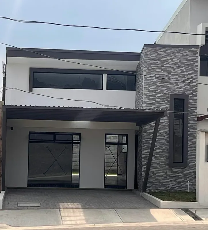 Venta de Casas Nuevas (Lote y Construcción) en Condominio - Guadalupe - KM