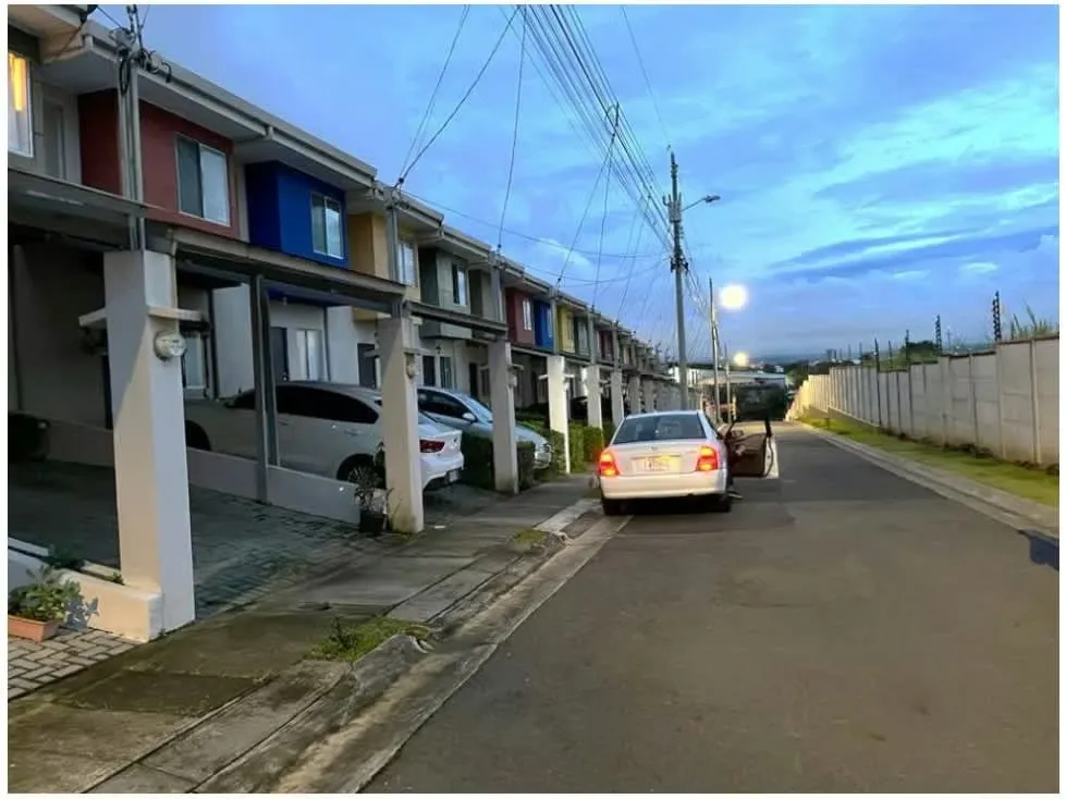 VENTA DE CASA, CONDOMINIO HACIENDA LAS FLORES, SAN PABLO 7061949 (HC)
