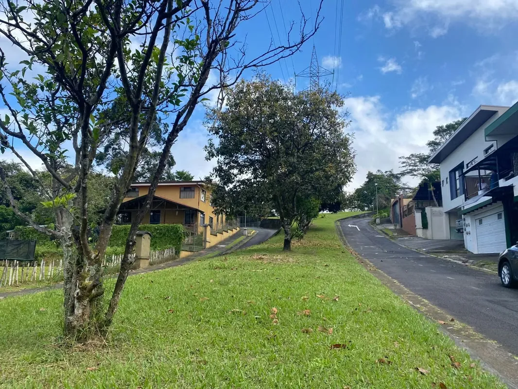 Building with 4 apartments for sale, Sabanilla, Montes de Oca, San Jose — photo 5