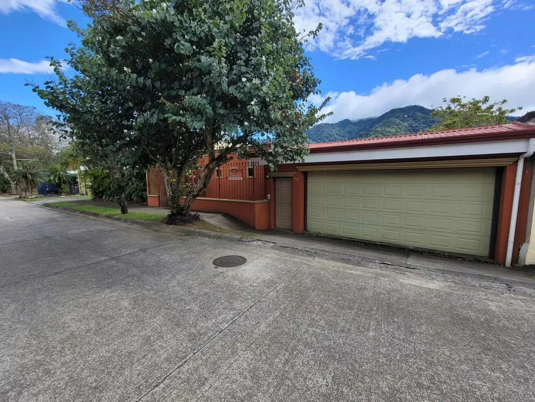 Venta de casa con apartamento, Tres Ríos id 38873