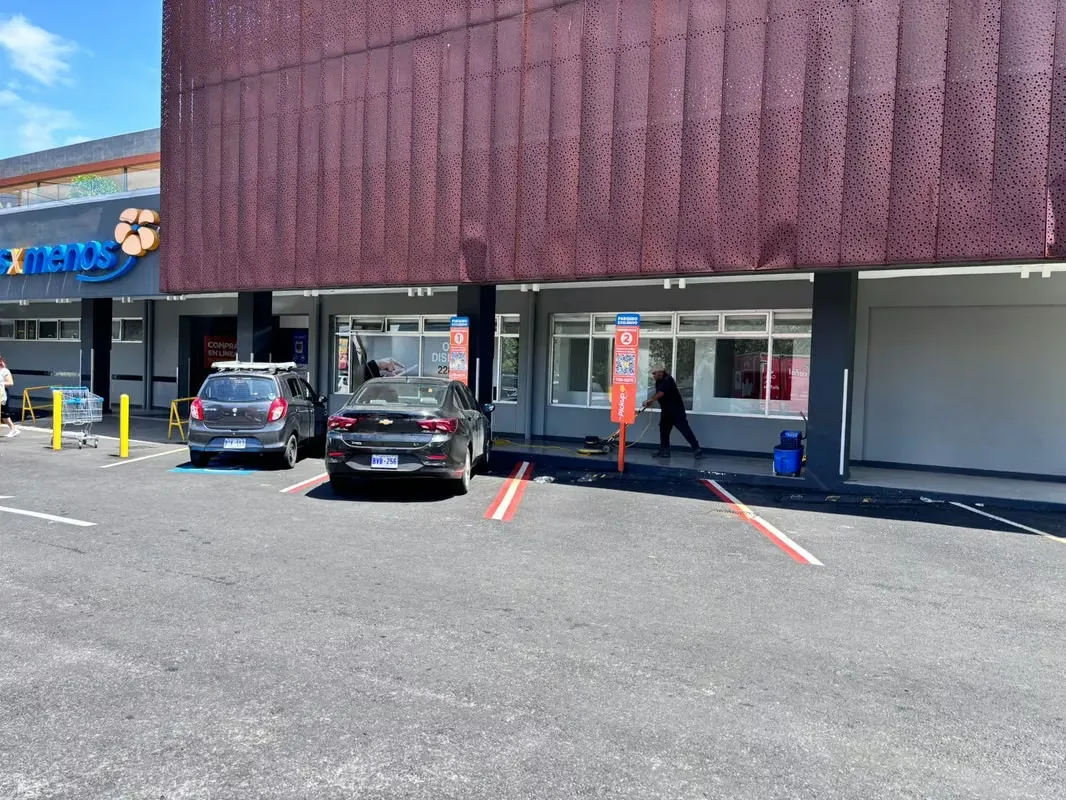 La propiedad se encuentra localizada en Merced, San José, — photo 5