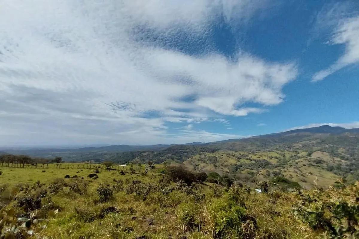 Venta de terreno en Mesetas, San Jerónimo, Esparza
