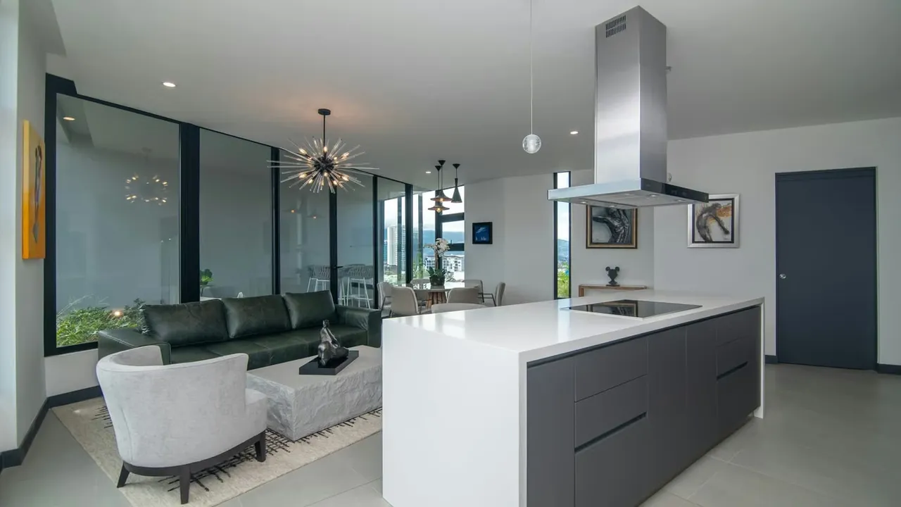 Penthouse for Sale, Barrio Dent 5645.