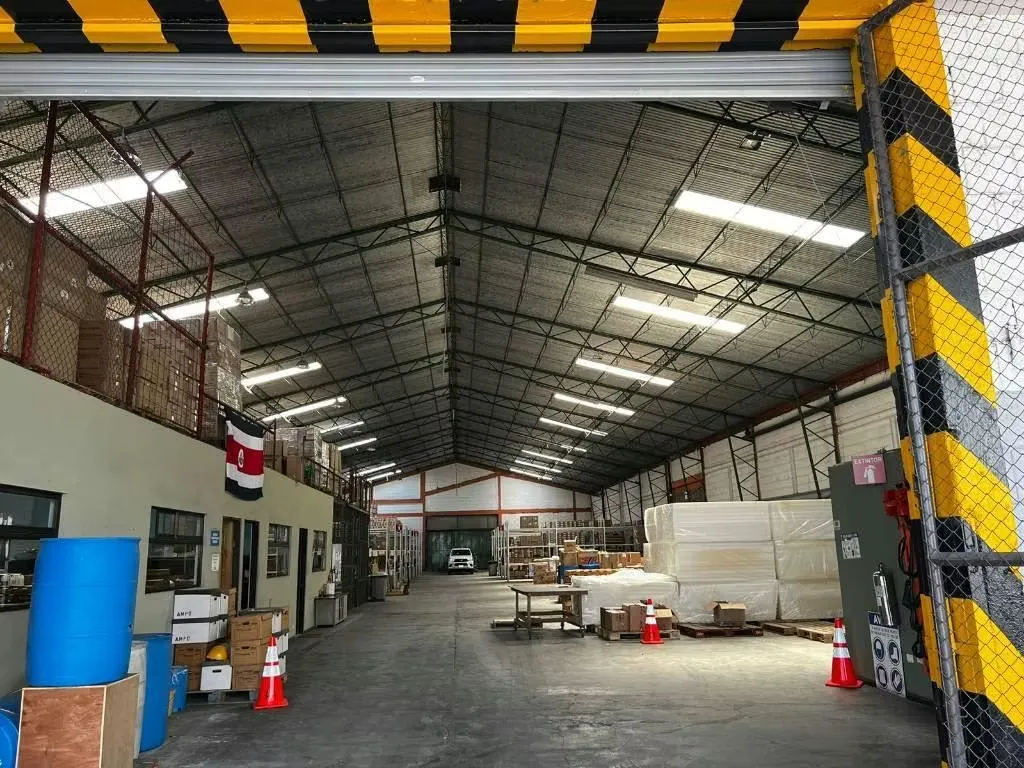 Warehouses for sale in Barrio Cuba