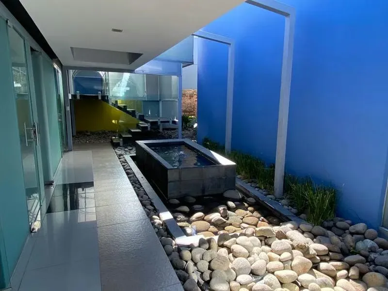 Building for sale in Los Yoses ID 21084 ML